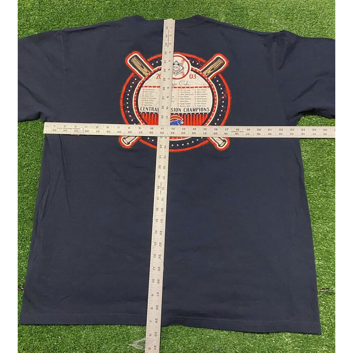 Vintage Chicago Cubs tshirt extra large blue mens 2003 retro Y2K Majestic unisex