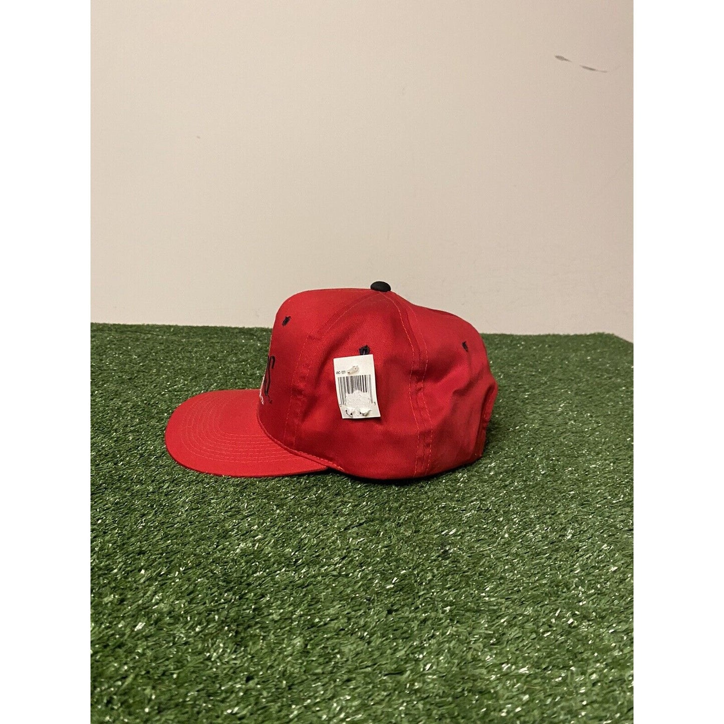 Vintage Signatures Youngan Maryland Terrapins embroidered snapback hat red NWT