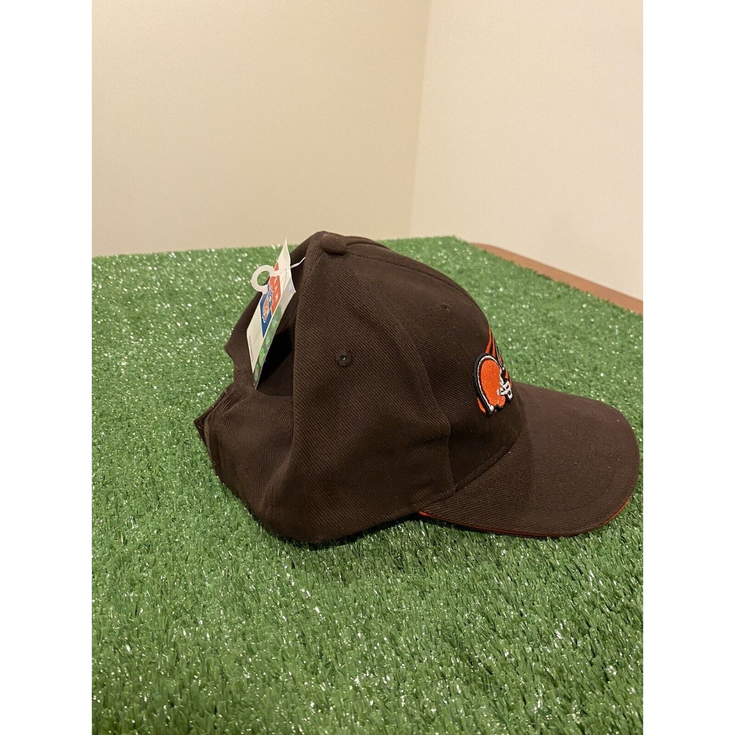 Vintage Drew Pearson NFL Gameday Cleveland browns adjustable strapback hat