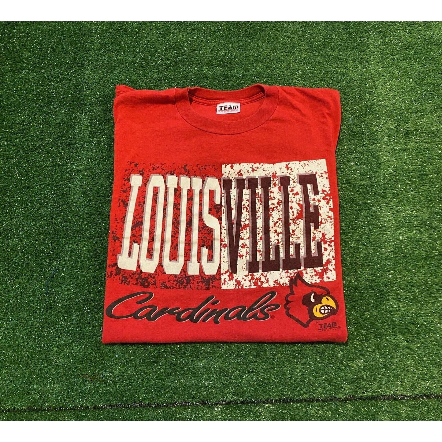 Vintage Louisville Cardinals tshirt large red adult 90s retro splash basketball