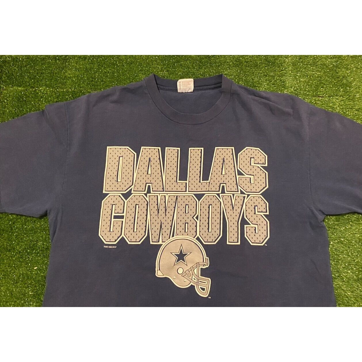 Vintage 1990s NFL Dallas Cowboys spell out football t-shirt XL Hanes Retro