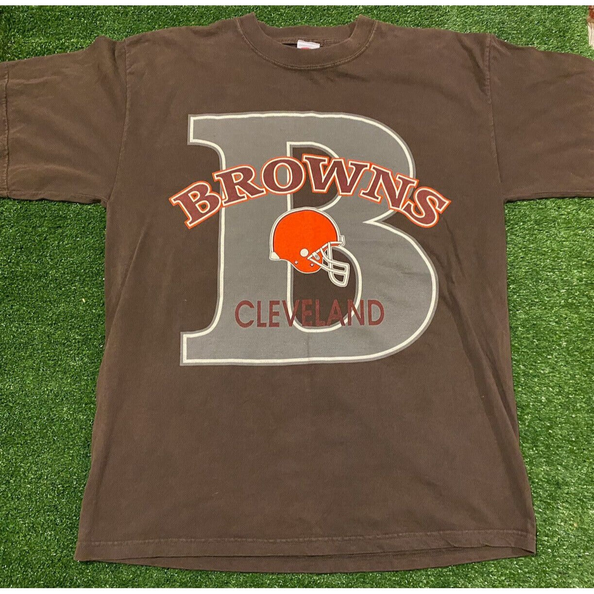 Vintage Y2K True Fan Cleveland Browns arch football helmet t-shirt large