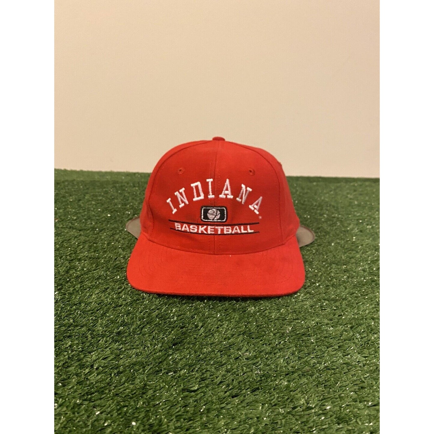 Vintage Logo 7 Indiana Hoosiers basketball strapback hat red NWT