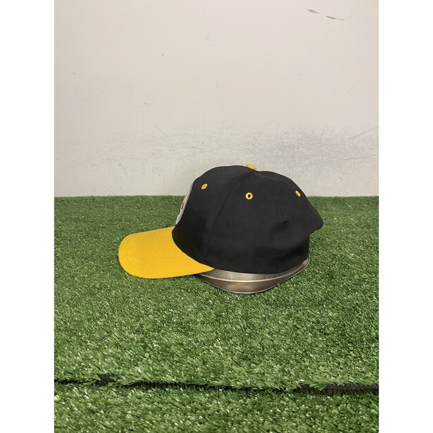Vintage Pittsburgh Steelers hat cap snap back black yellow Twins Enterprise mens
