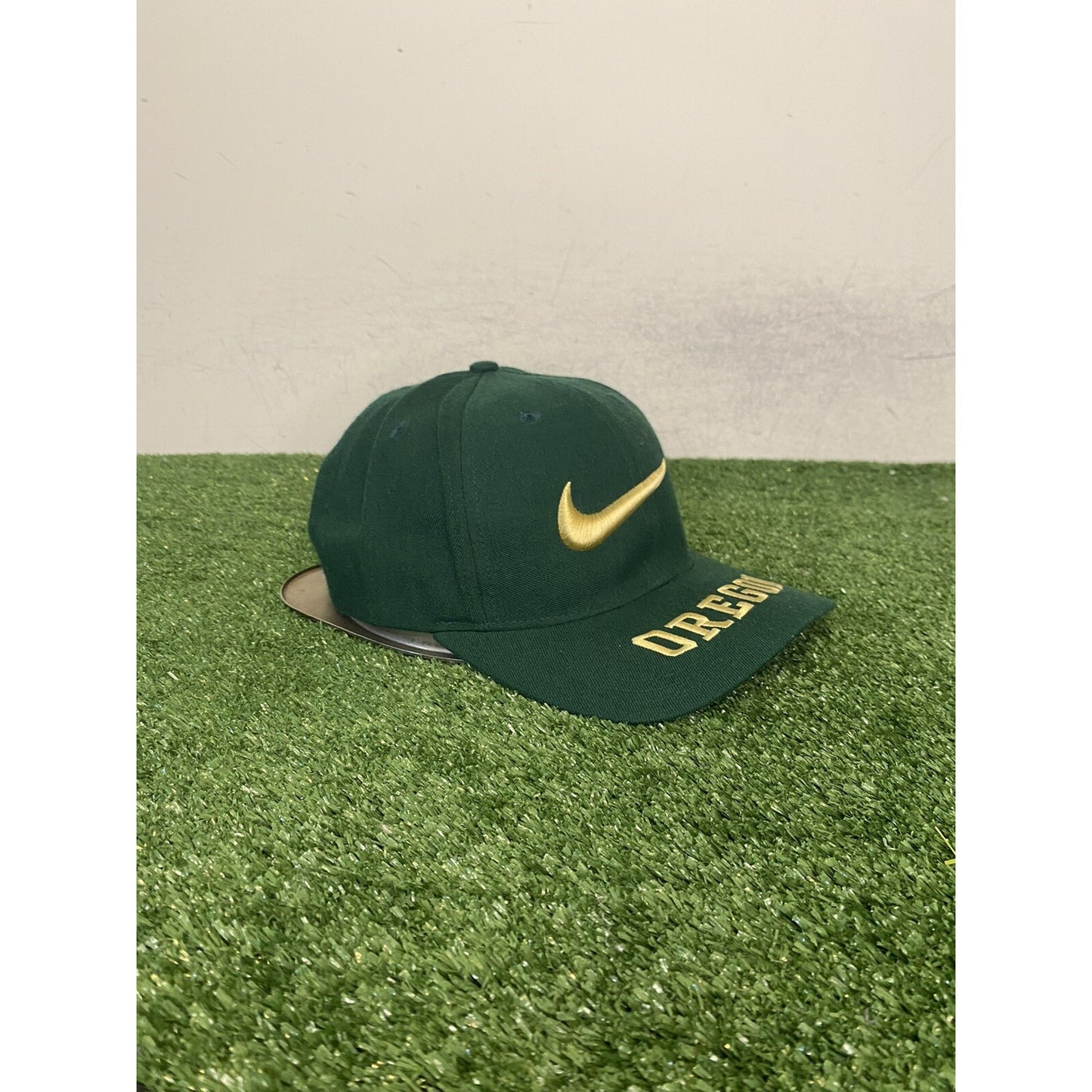 Oregon Ducks hat cap snap back green nike vintage wool football 1990s mens