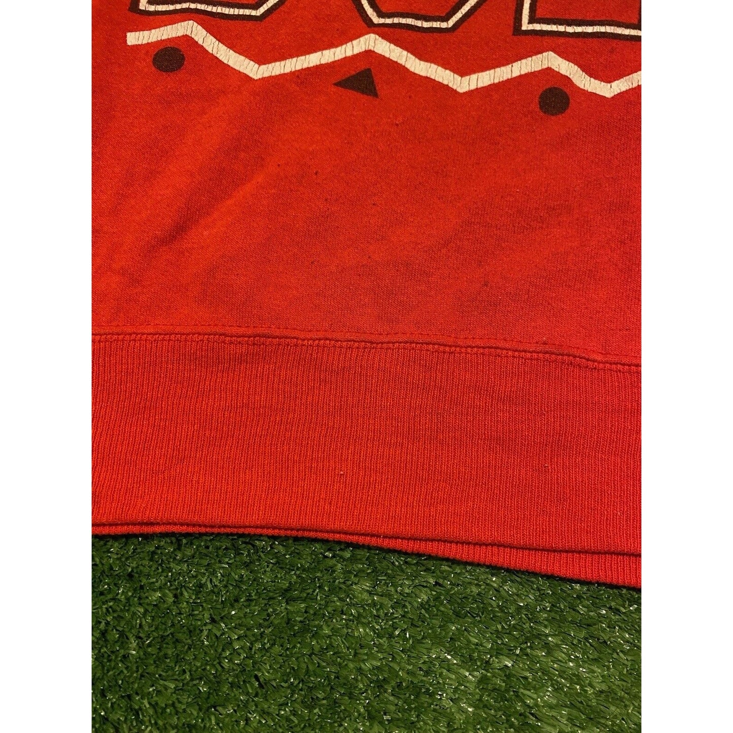 Vintage 1990s Team Hanes Chicago Bulls logo spell out crewneck sweatshirt medium
