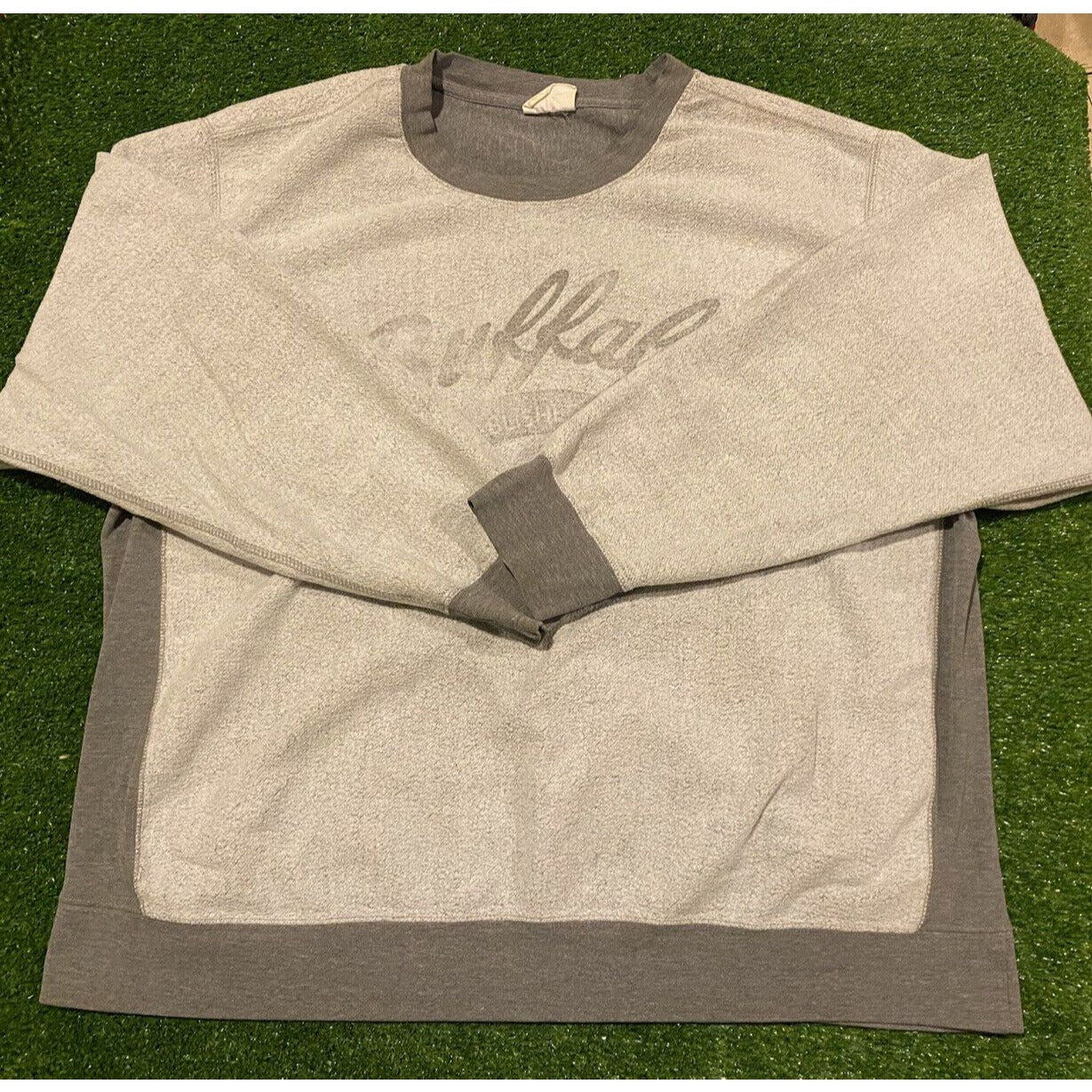 Vintage MV Sport Reverse Pro Weave Buffalo Bulls crewneck sweatshirt XL gray