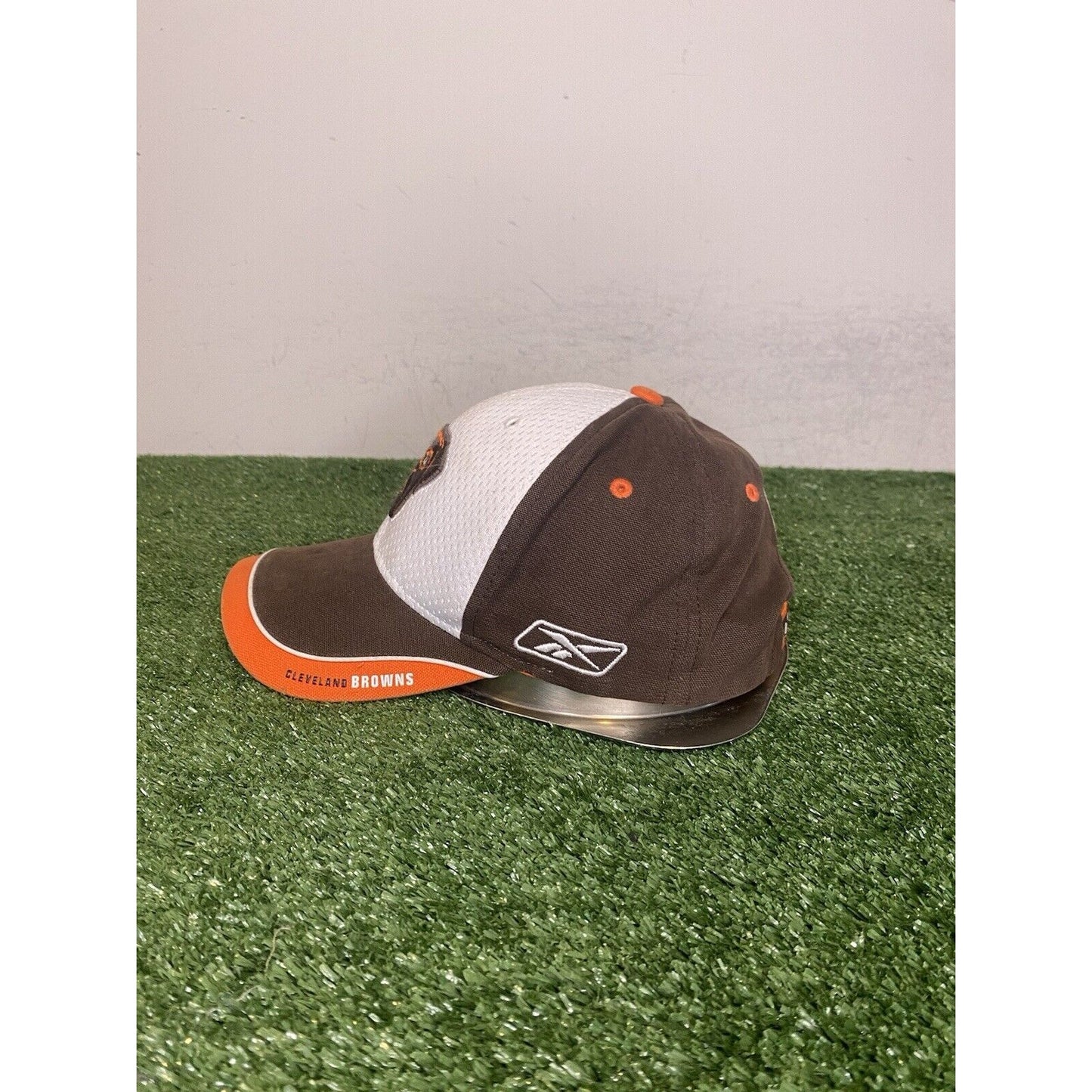 Vintage Cleveland Browns hat cap strap back Reebok dawg pound mens orange