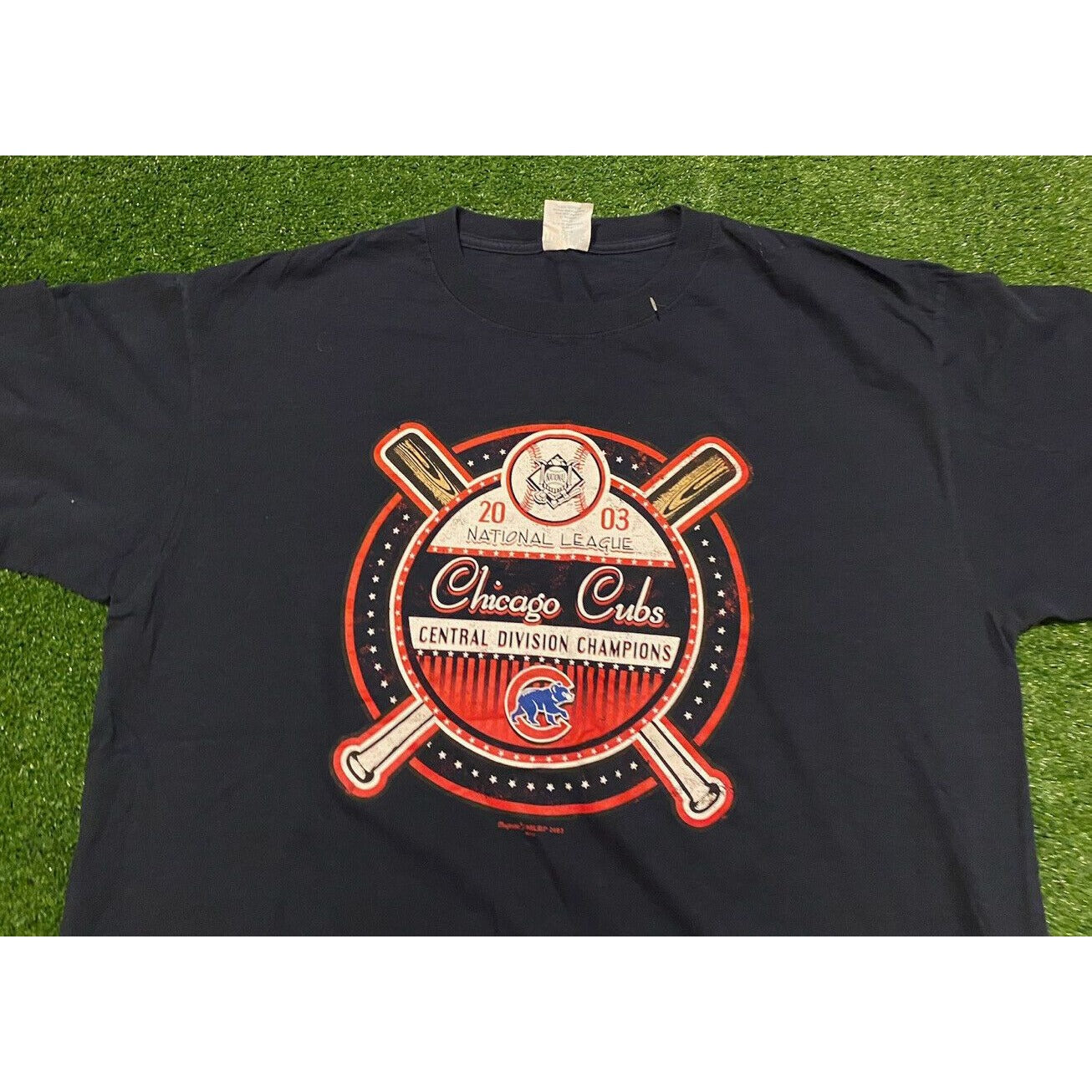Vintage Chicago Cubs tshirt extra large blue mens 2003 retro Y2K Majestic unisex