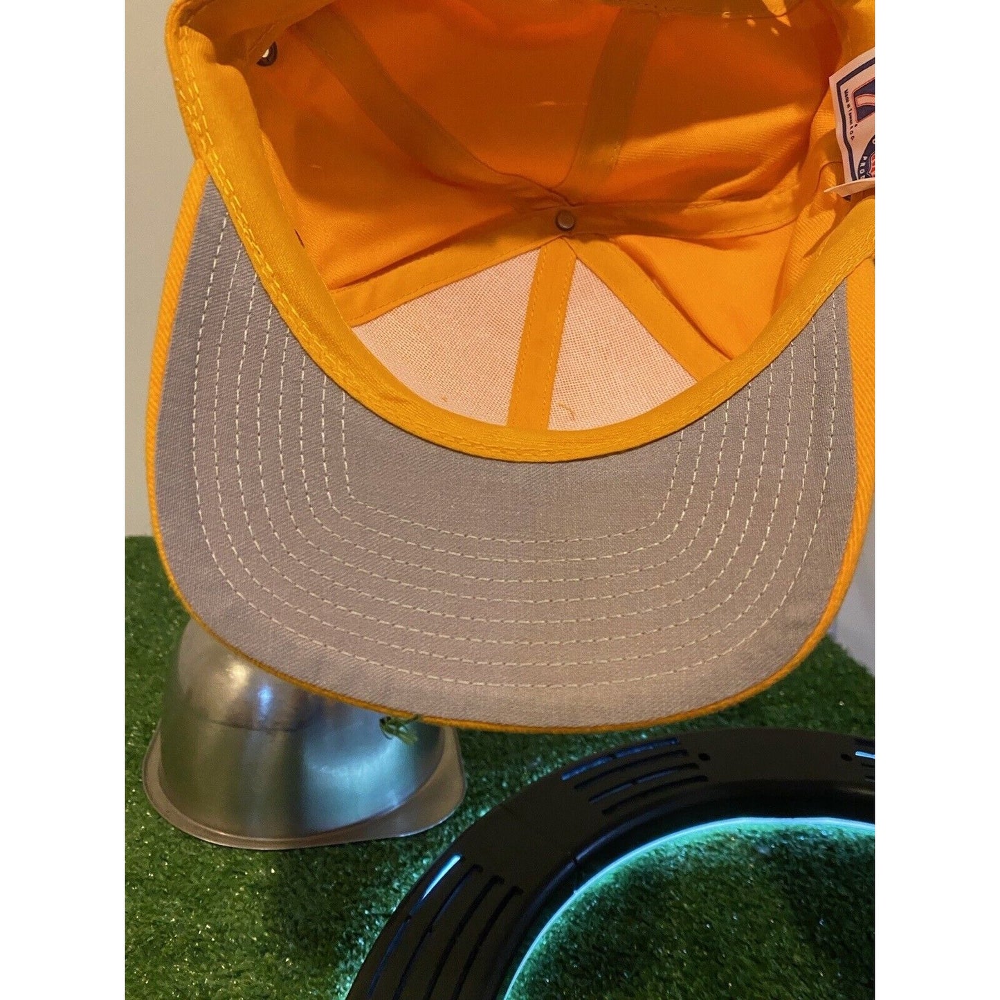 Vintage Kansas City Chiefs Hat Cap Snap Back New 90s logo 7 Mens Adult Yellow