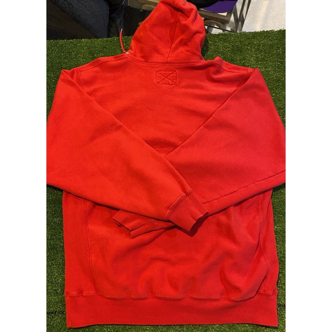 Cincinnati Bearcats hoodie mens extra large red black vintage Y2K basketball W
