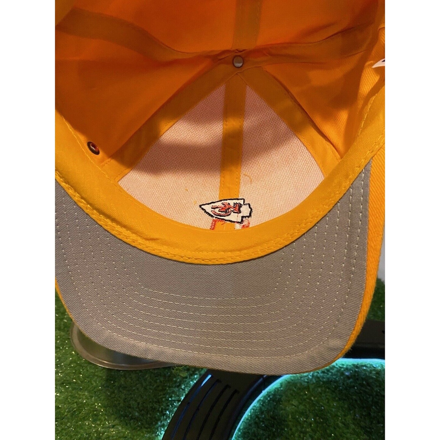 Vintage Kansas City Chiefs Hat Cap Snap Back New 90s logo 7 Mens Adult Yellow