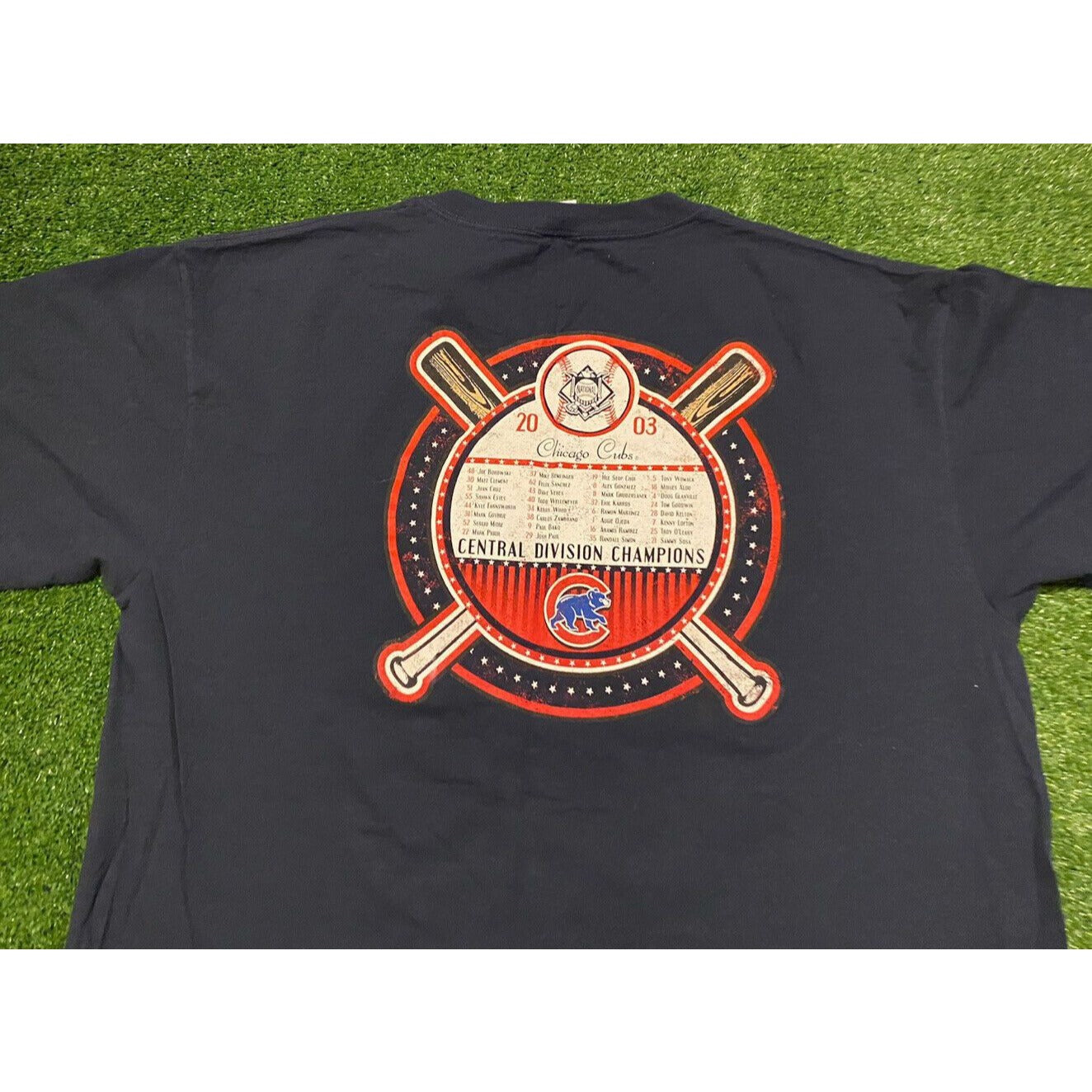 Vintage Chicago Cubs tshirt extra large blue mens 2003 retro Y2K Majestic unisex