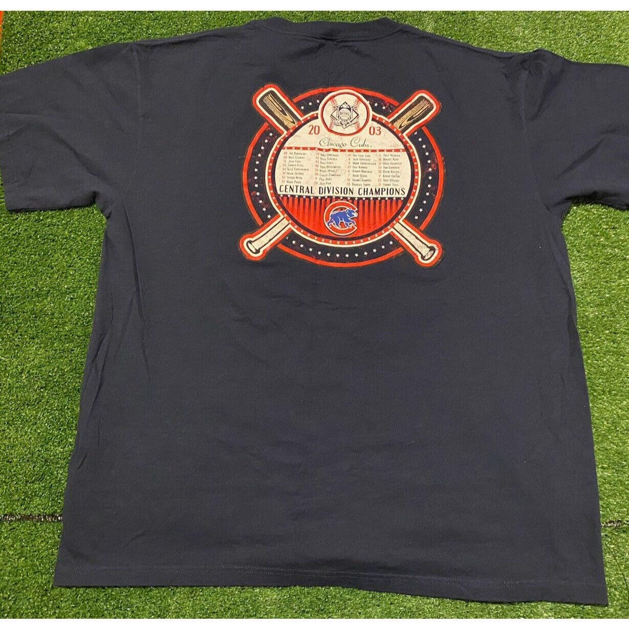Vintage Chicago Cubs tshirt extra large blue mens 2003 retro Y2K Majestic unisex