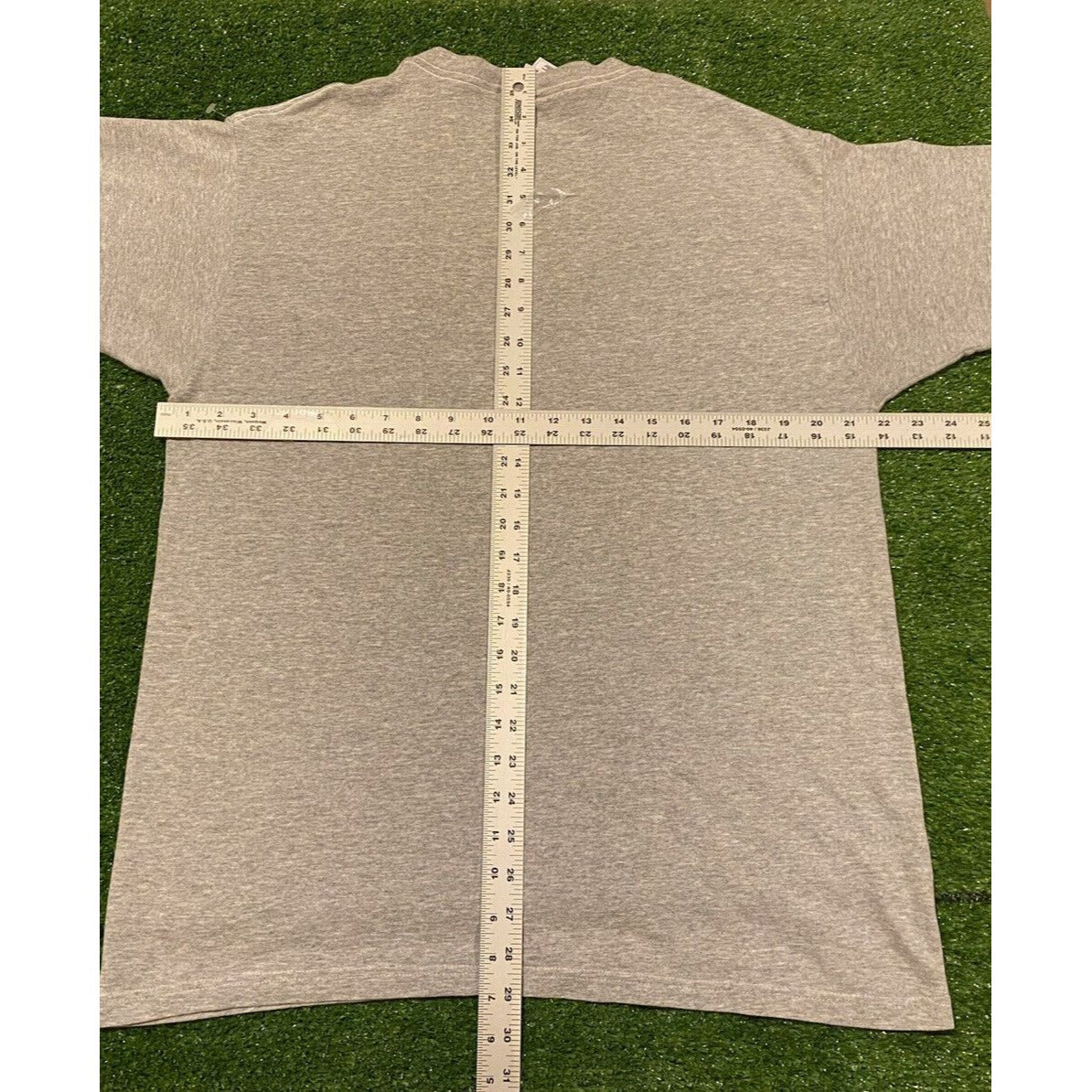 Vintage 1990s NFL Fruit of The Loom Cleveland Browns t-shirt large gray