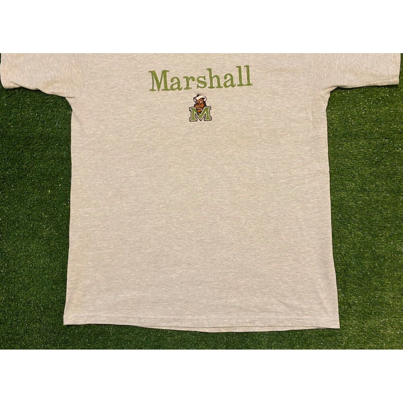 Vintage 90s Marshall University Thundering Herd embroidered t-shirt large Retro