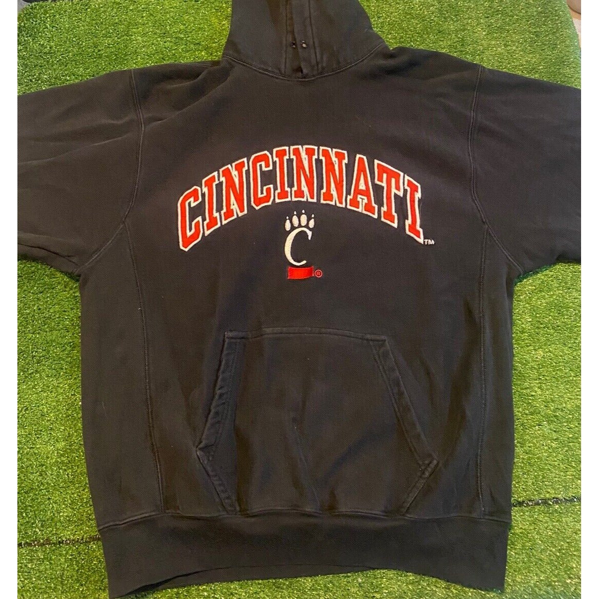 Cincinnati Bearcats hoodie mens large black red vintage Y2k basketball retro RK