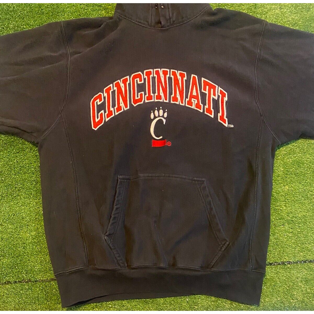 Cincinnati Bearcats hoodie mens large black red vintage Y2k basketball retro RK