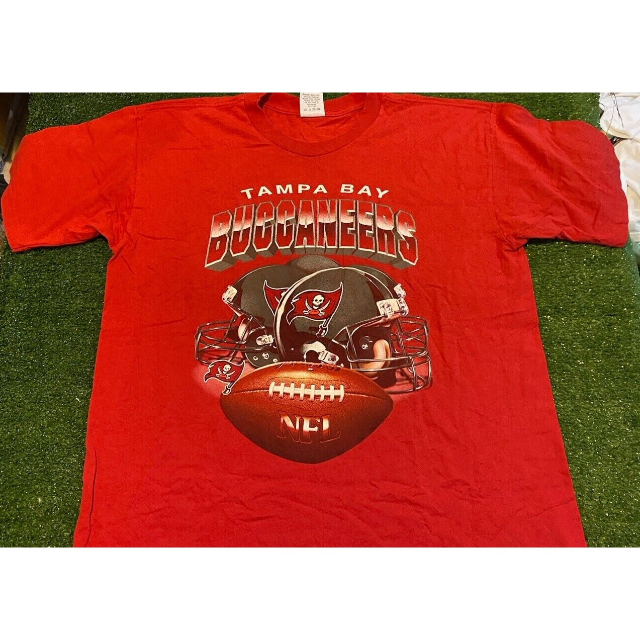 Vintage Tampa Bay Buccaneers shirt mens extra large red Y2K football nfl 42