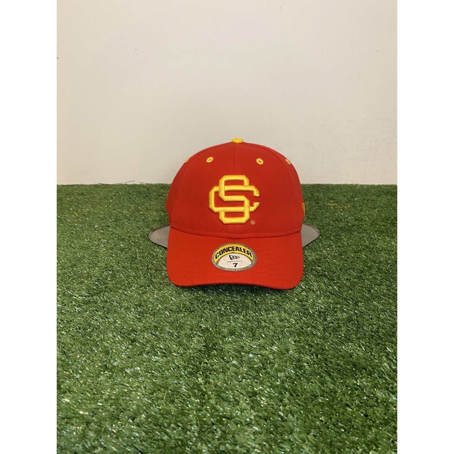 Retro New Era Cap Concealer USC Southern Cal Trojans fitted hat size 7 NWT