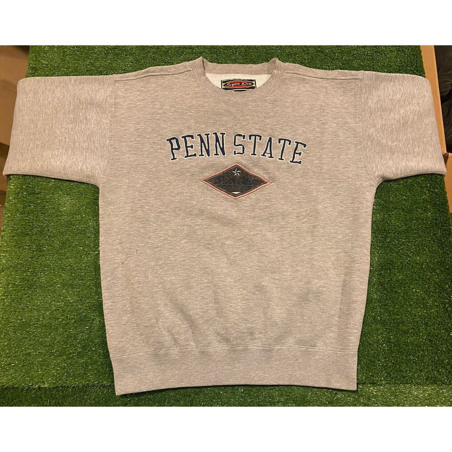 Vintage Sport One Penn State Nittany Lions arch embroidered crewneck medium