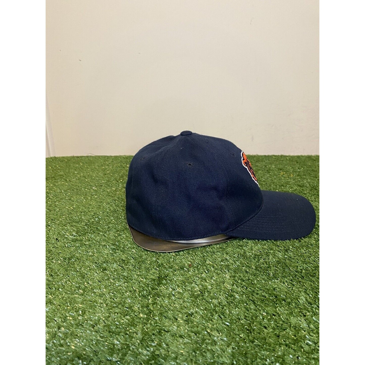 Vintage Sports Specialties Chicago Bears logo fitted hat blue NFL 7 1/8