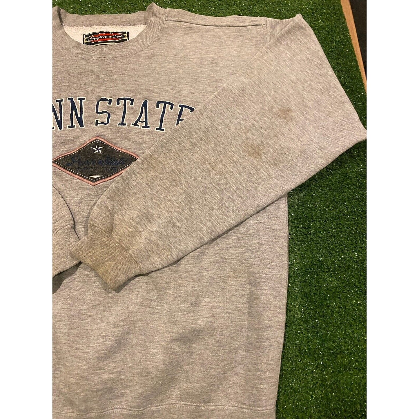 Vintage Sport One Penn State Nittany Lions arch embroidered crewneck medium
