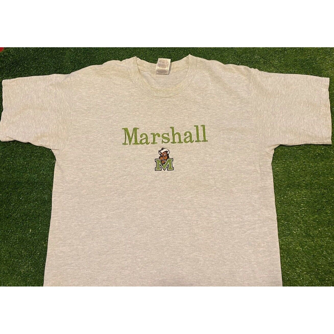 Vintage 90s Marshall University Thundering Herd embroidered t-shirt large Retro