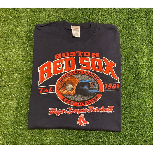 Vintage YTK 2008 Boston Red Sox spell out graphic t-shirt size medium retro