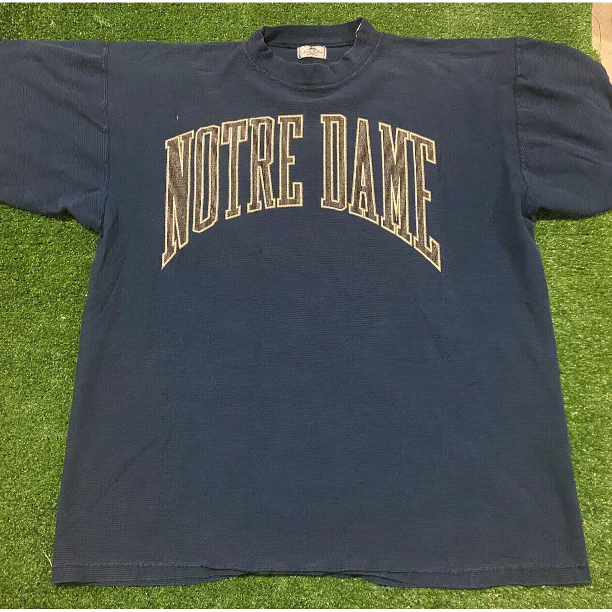 Vintage 1990s Galt Sand Notre Dame UND Fighting Irish arch t-shirt XL retro