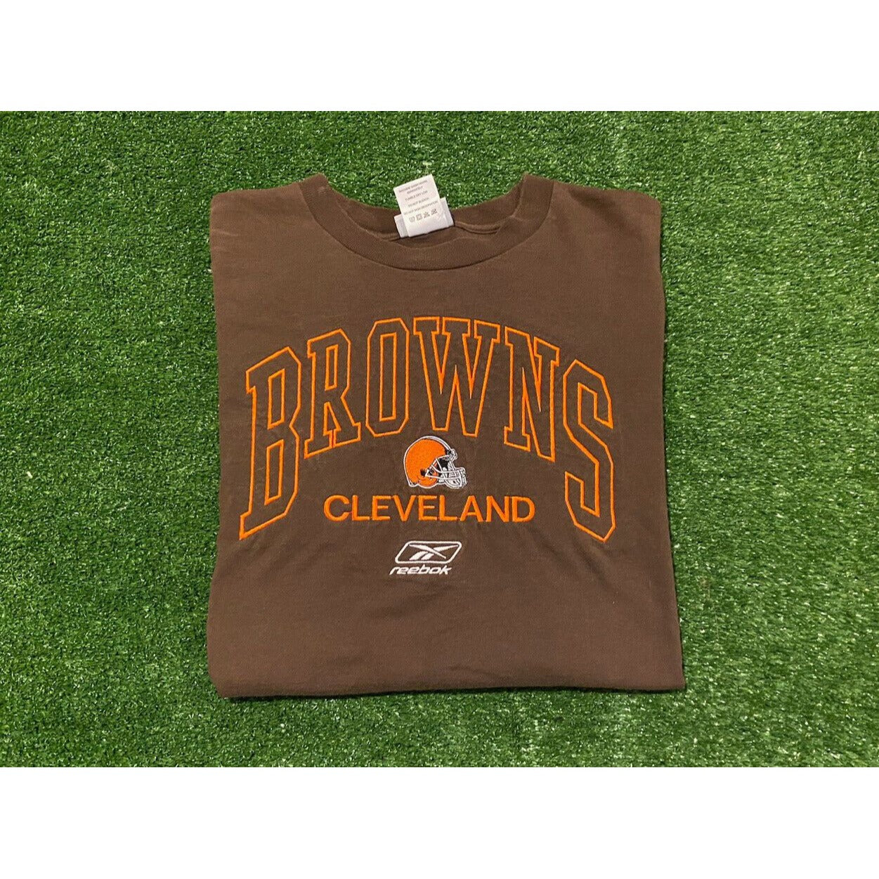 Vintage Y2K Reebok Cleveland Browns arch embroidered t-shirt size XL NFL