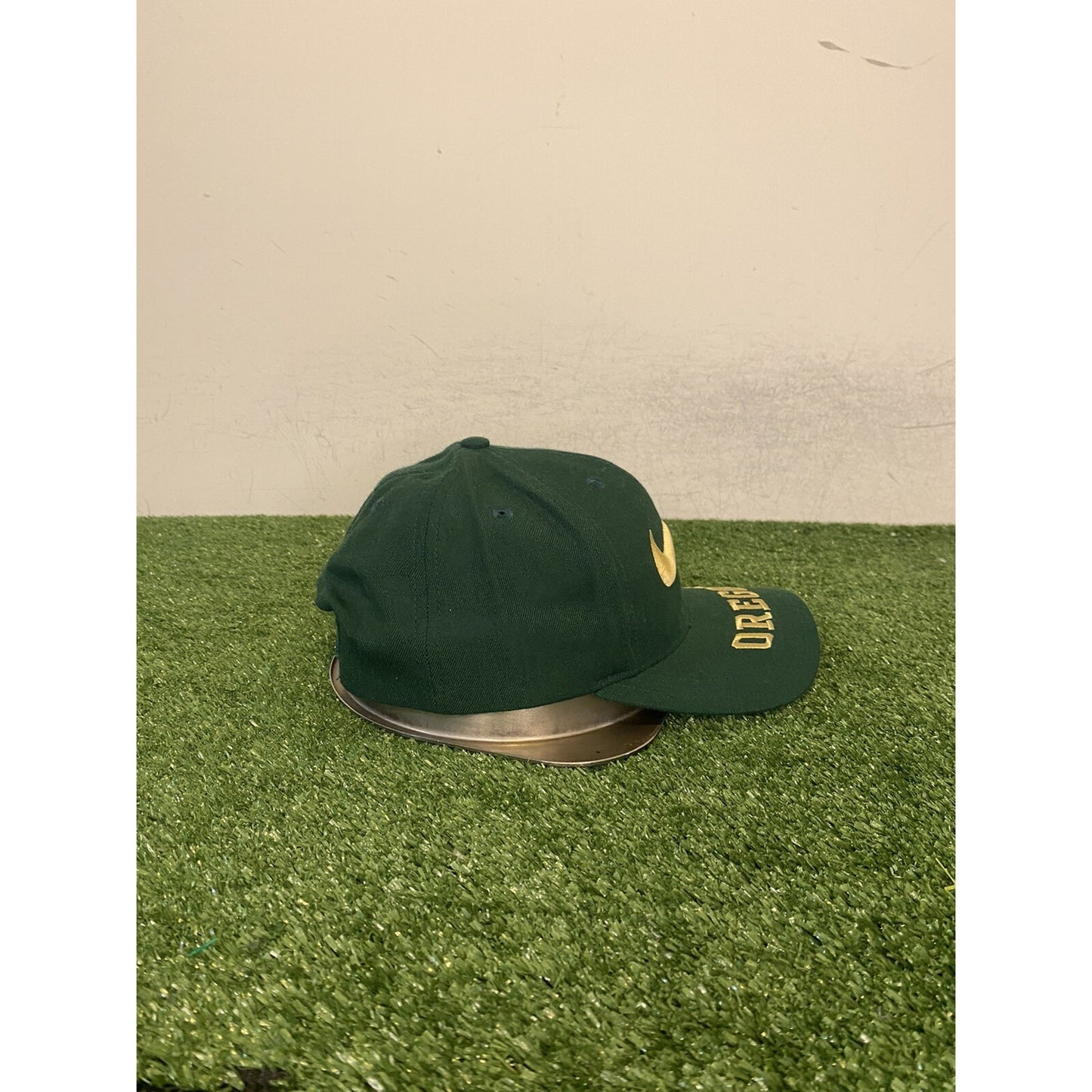 Oregon Ducks hat cap snap back green nike vintage wool football 1990s mens