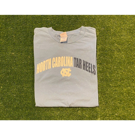 Vintage Y2K Retro Tennessee River North Carolina Tar Heels arch t-shirt large