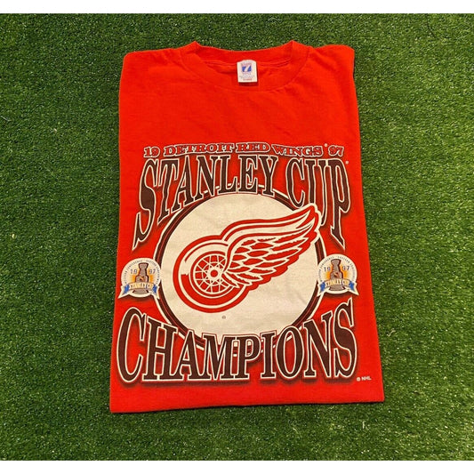 Vintage Logo 7 Detroit Red Wings 1997 Stanley Cup Champions t-shirt XL red