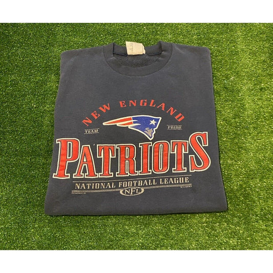 Vintage New England Patriots sweatshirt large crew neck mens blue Lee Sport