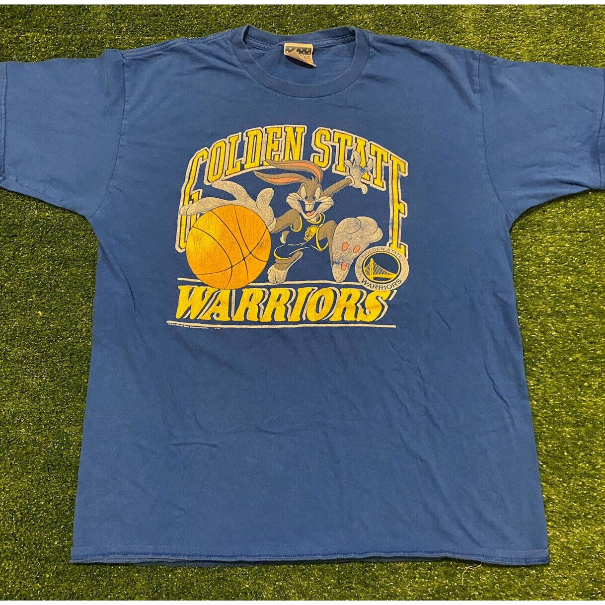 Retro Y2K Junk Food Golden State Warriors Bugs Bunny basketball t-shirt large