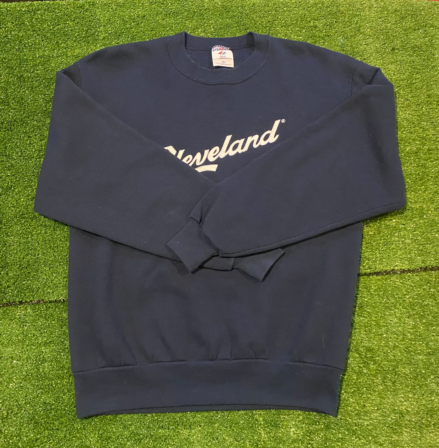 Vintage Officially Licensed embroidered Cleveland script crewneck sweatshirt oversized medium