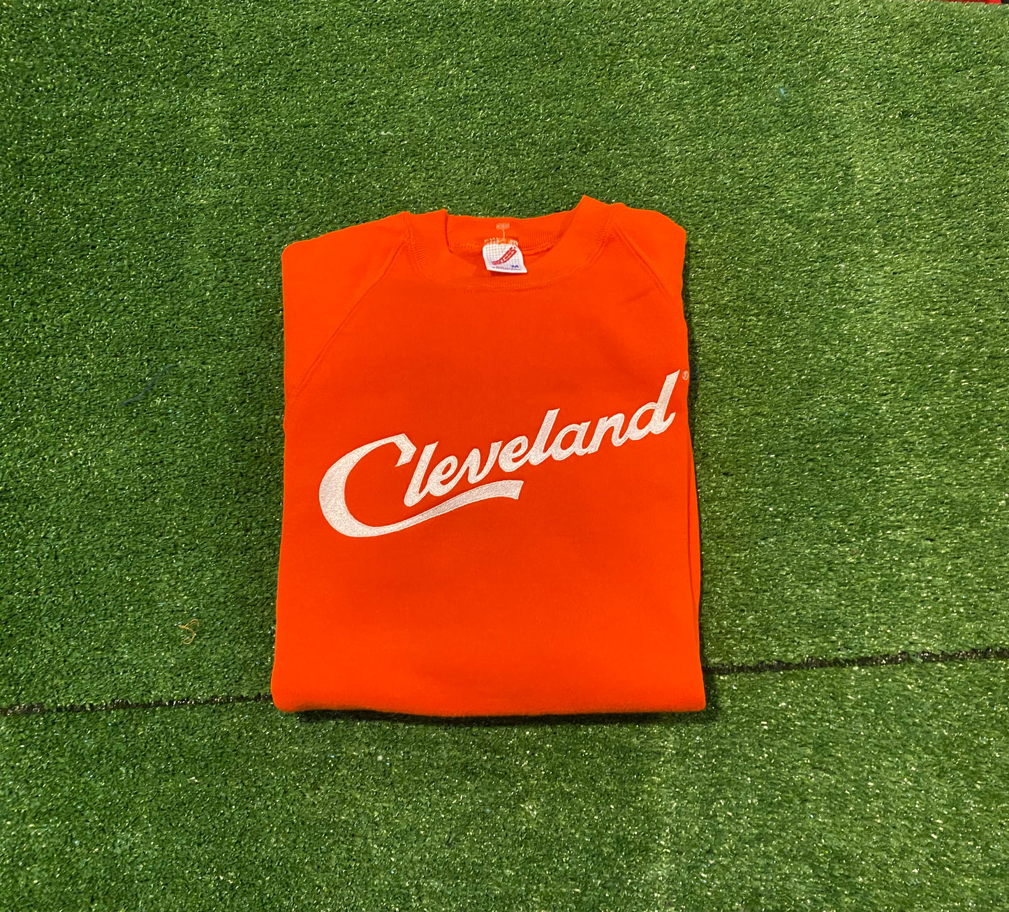 Vintage Jerzees Officially Licensed embroidered Script Cleveland crewneck sweatshirt small