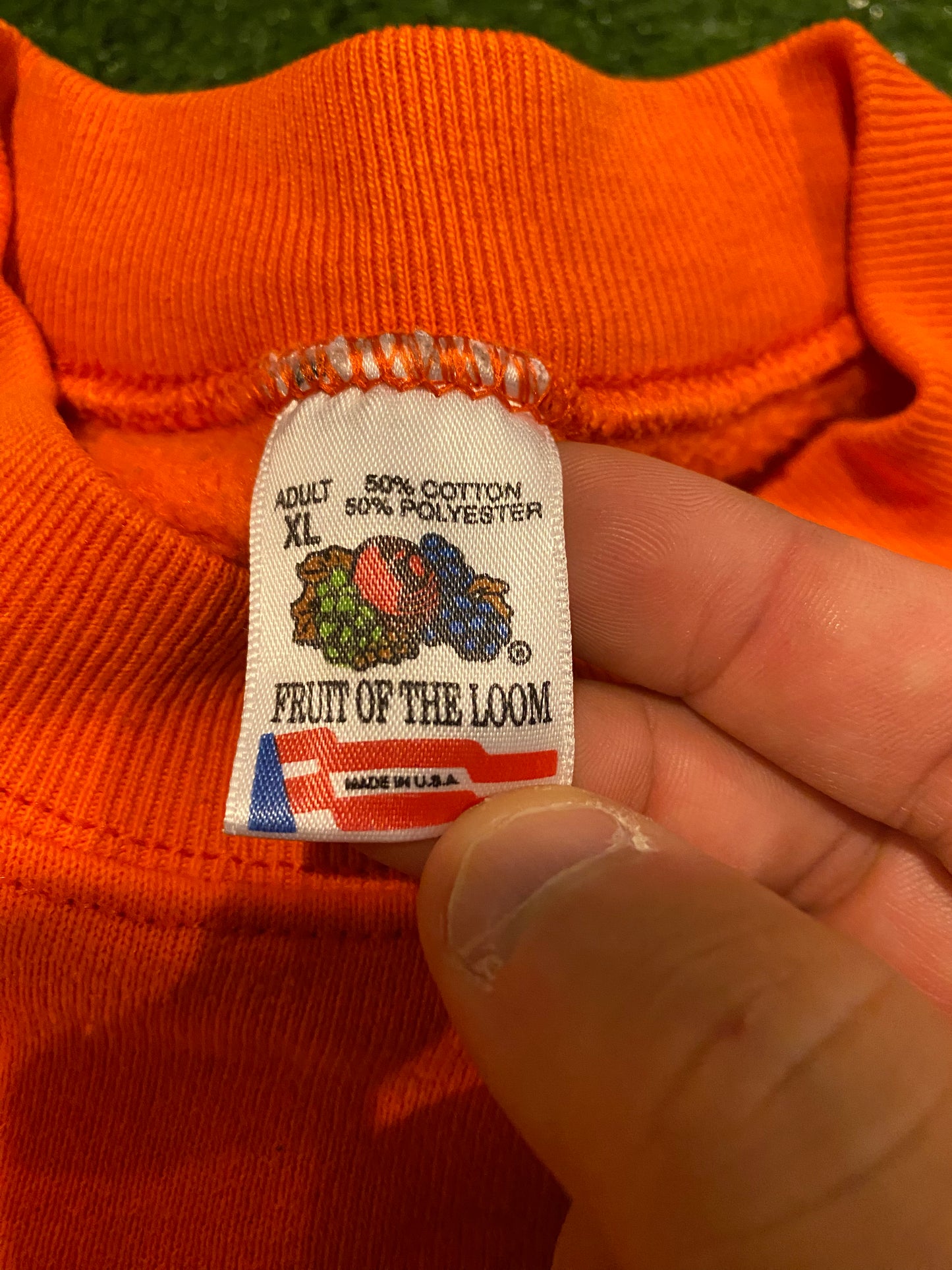 Vintage Fruit of the Loom Officially Licensed embroidered script cleveland crewneck sweatshirt XL orange saw