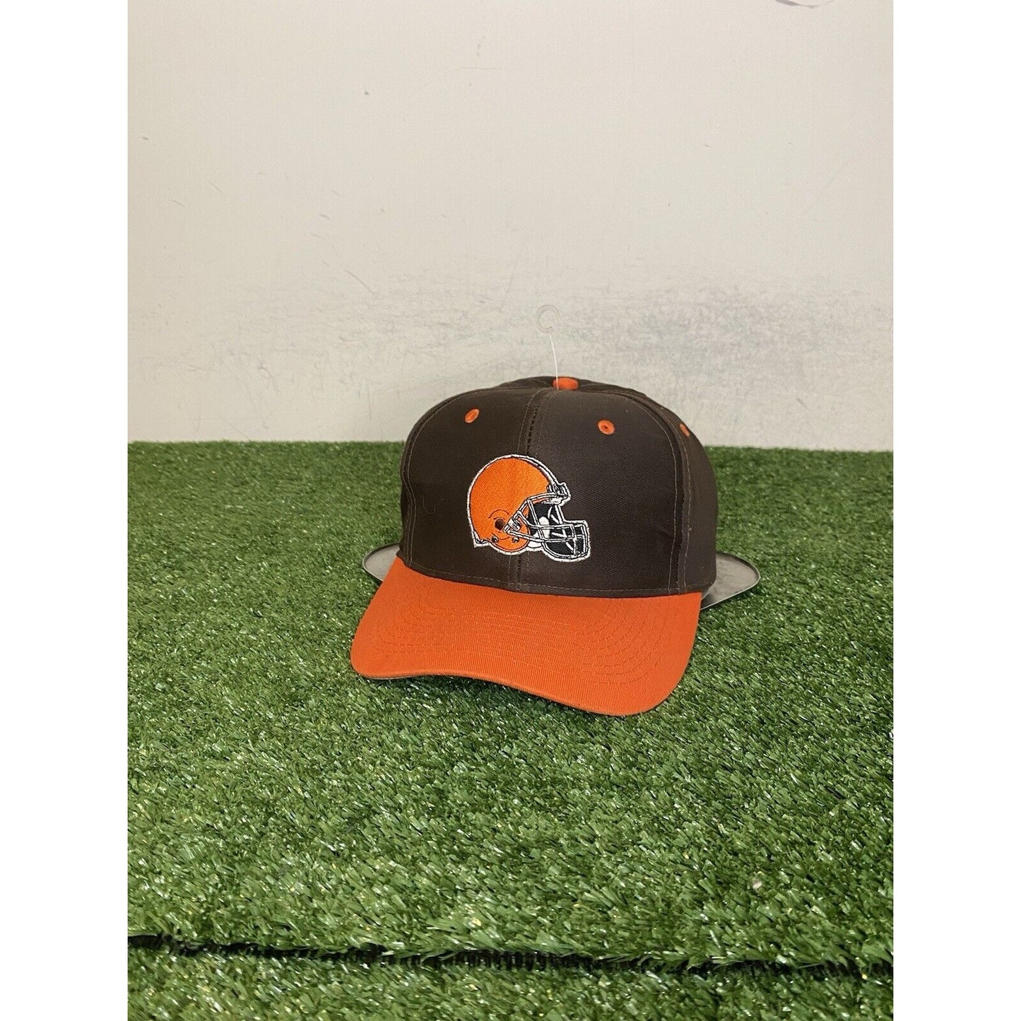 Vintage Cleveland Browns hat cap snap back brown orange Logo Athletic light up