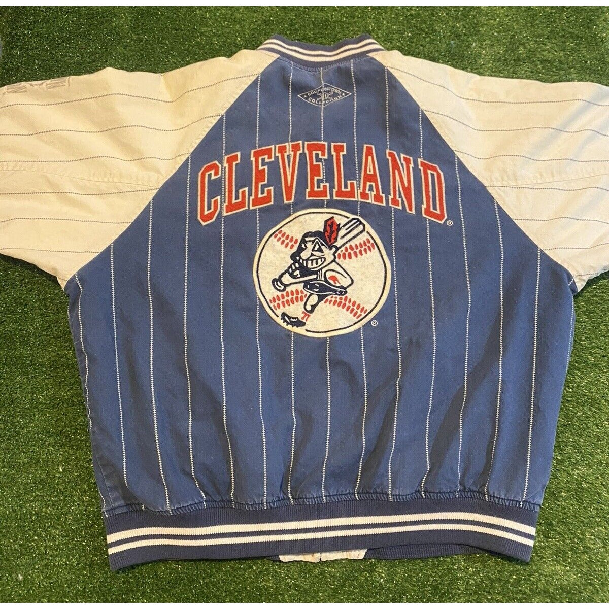 Vintage Cleveland Indians jacket mens medium blue white chief wahoo Mirage RK