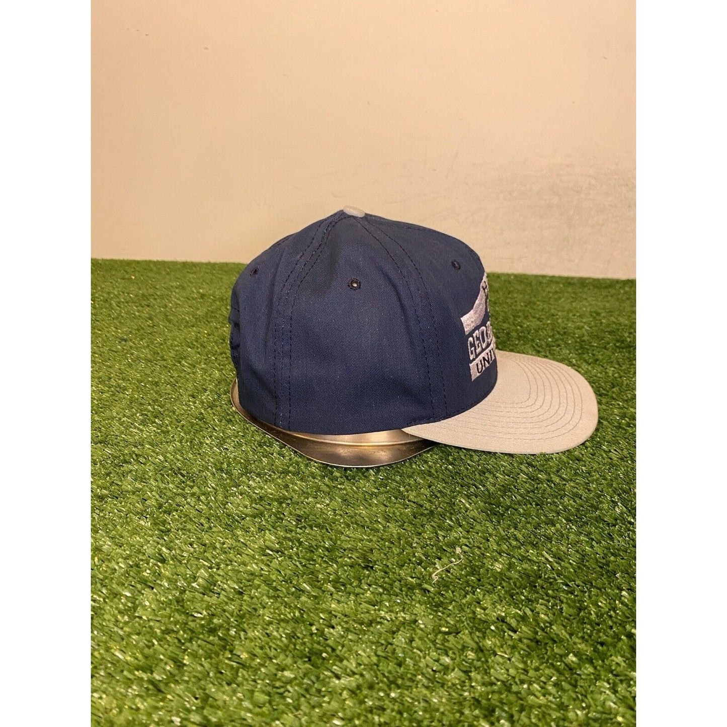 Vintage Georgetown Hoyas hat cap snap back basketball blue silver mens 90s p cap