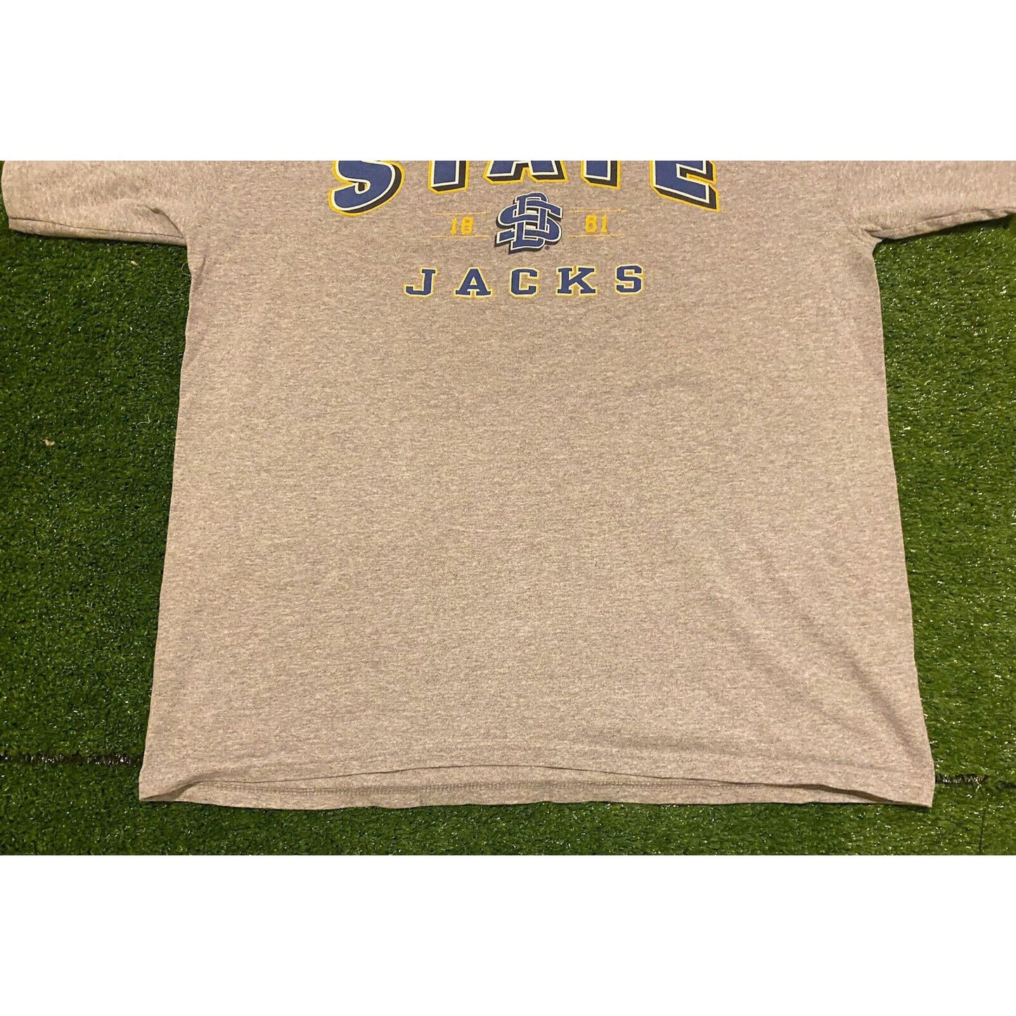 Vintage Retro Jansport South Dakota State Jackrabbits arch t-shirt XL gray