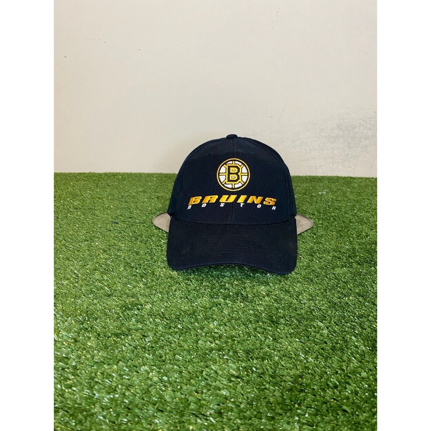 Vintage Boston Bruins hat cap snap back black wool Twins Enterprise mens 90s