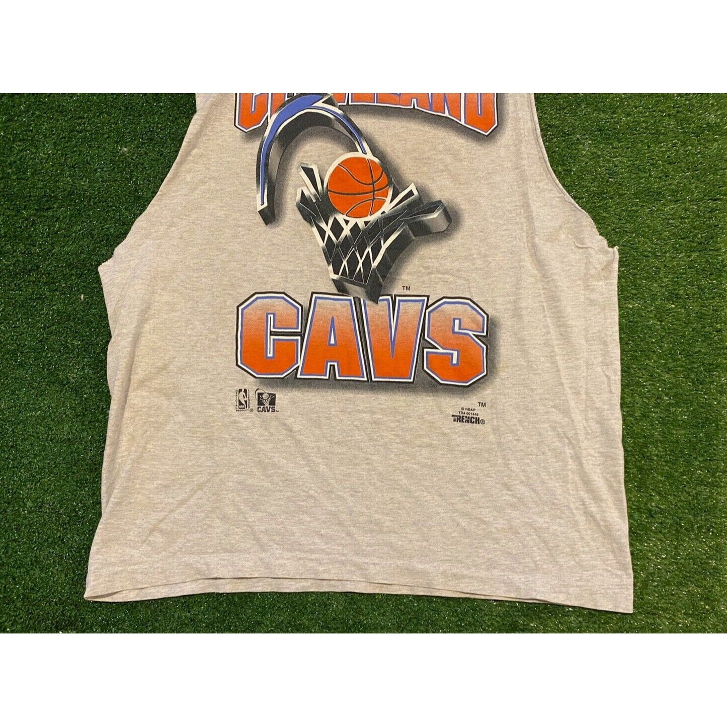 Vintage Trench 90s Cleveland Cavaliers Basketball cut of sleeveless t-shirt XL