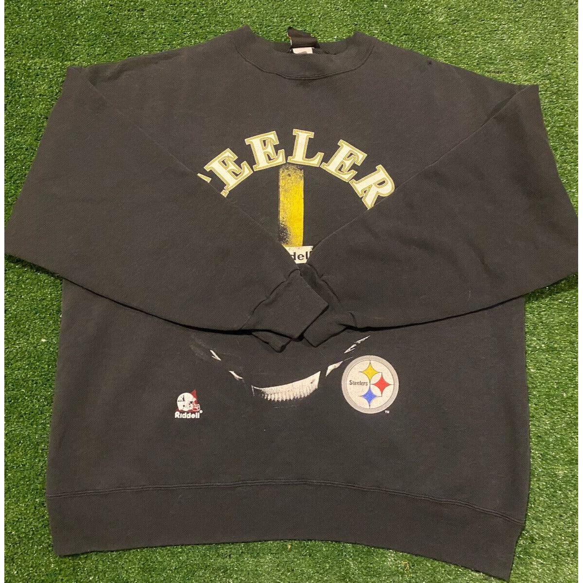 Vintage 1990s Riddell Pittsburgh Steelers helmet crewneck sweatshirt XL black