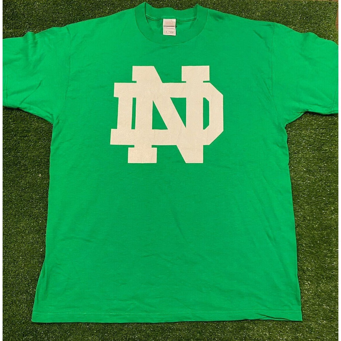 Retro Y2K Fruit of The Loom Notre Dame Fighting Irish Big logo t-shirt XL green