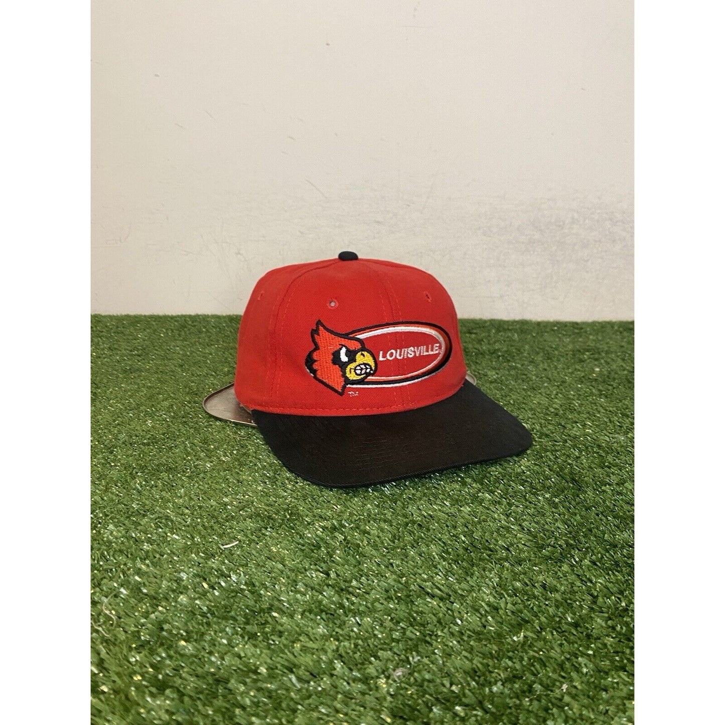 Vintage Louisville Cardinals hat cap snap back new red black 90s Youngan mens