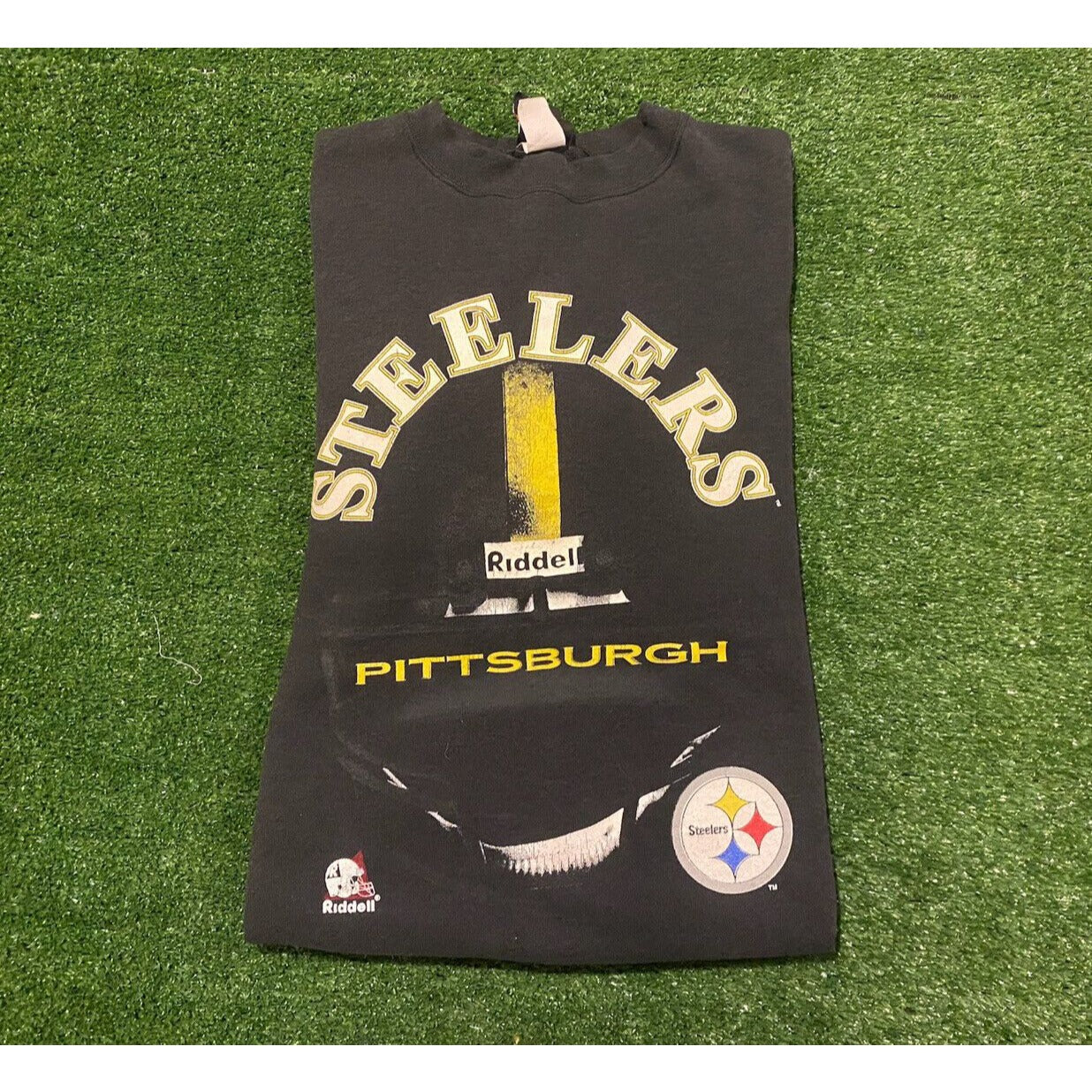 Vintage 1990s Riddell Pittsburgh Steelers helmet crewneck sweatshirt XL black