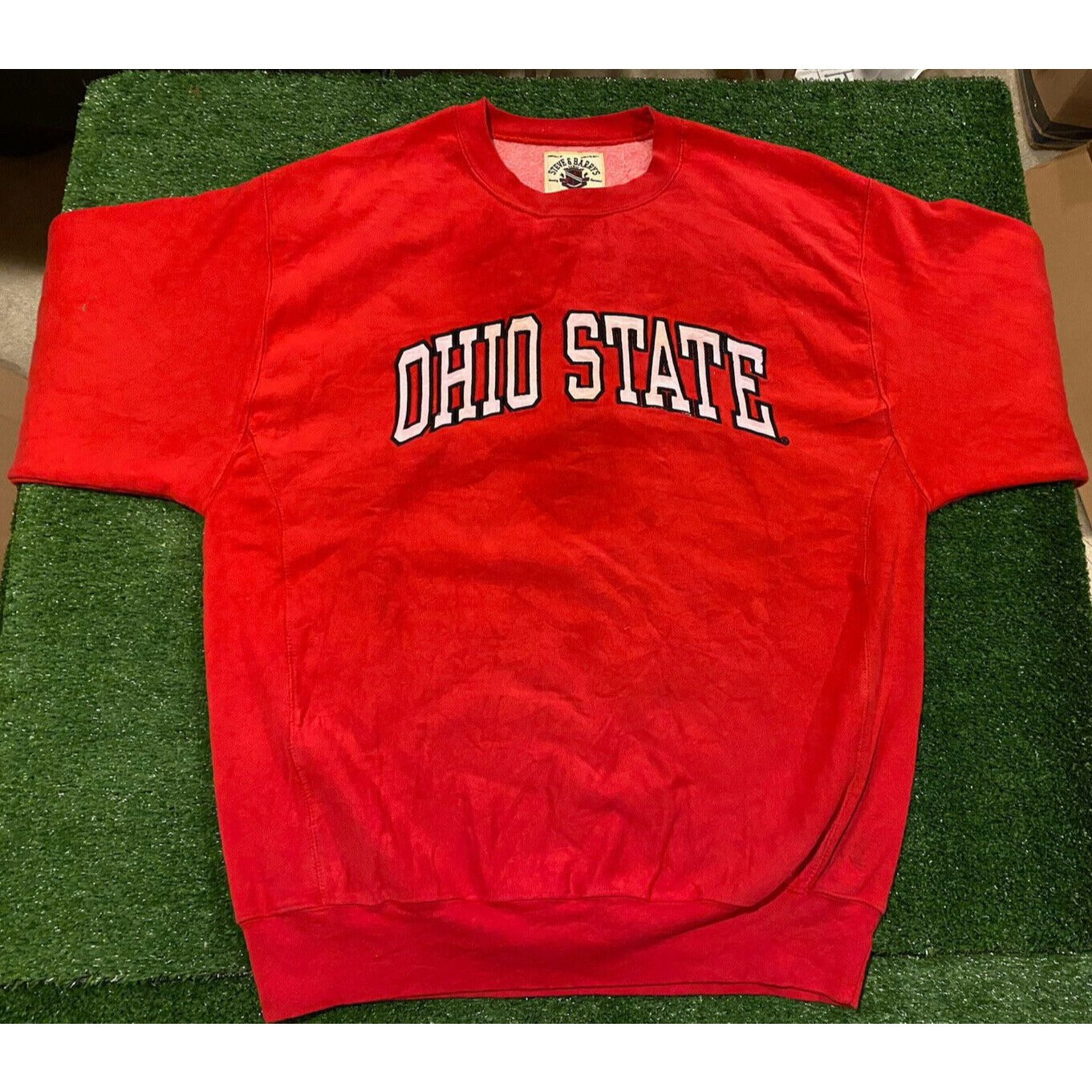 Vintage Steve and Barry's Ohio State Buckeyes spell out arch crewneck red XL